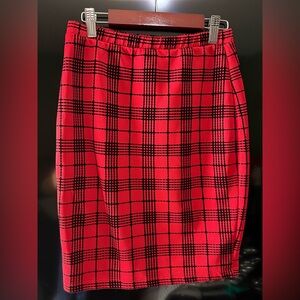 Annianna Red and Black Plaid Pencil Skirt